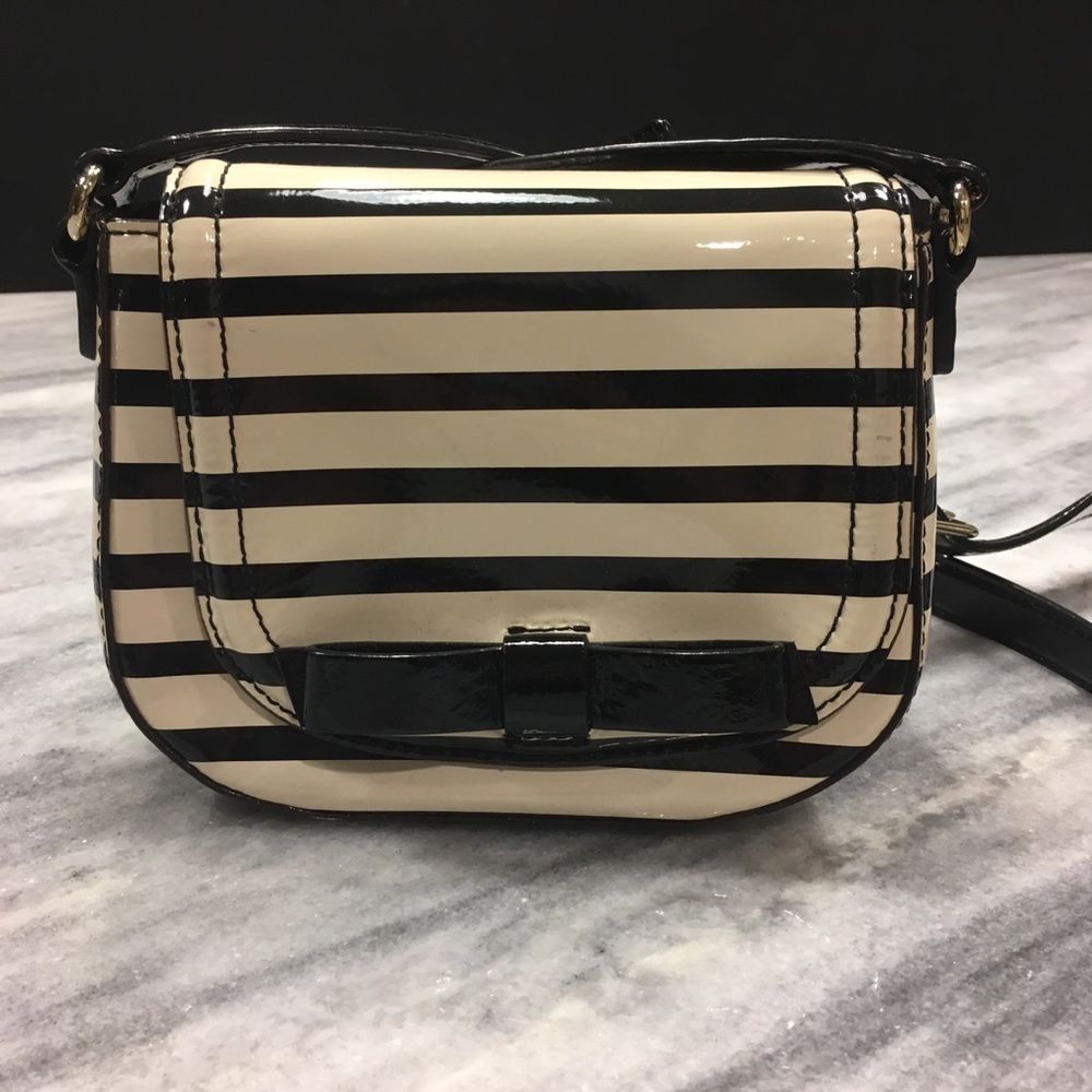 Kate Spade Black and Cream Striped Crossbody Purse